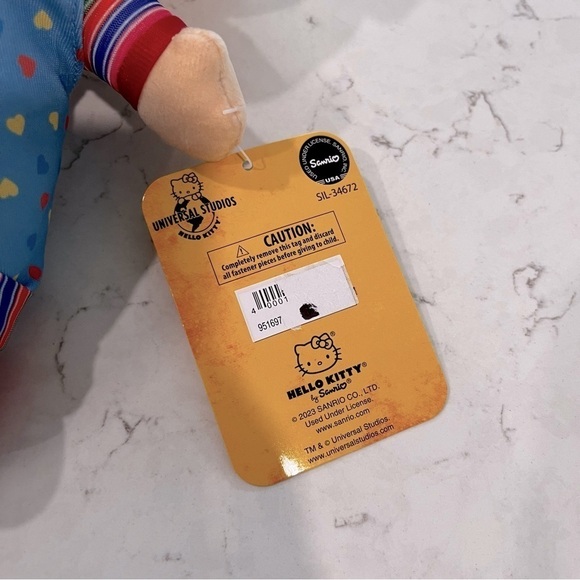 HELLO KITTY X CHUCKY Sanrio 10 Inch Plush Universal Parks Exclusive - Picture 8 of 10